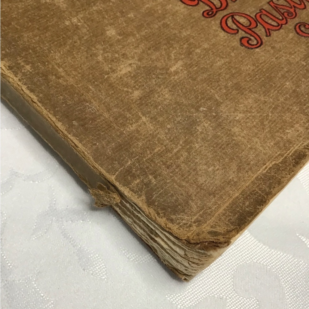 VINTAGE FIVE ROSES COOKBOOK - Picture 14 of 16